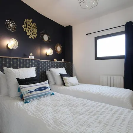 Holiday home Face Aux Isles