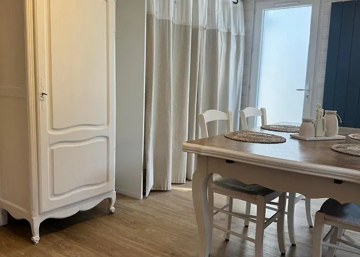 Face Aux Isles Ferienhaus *